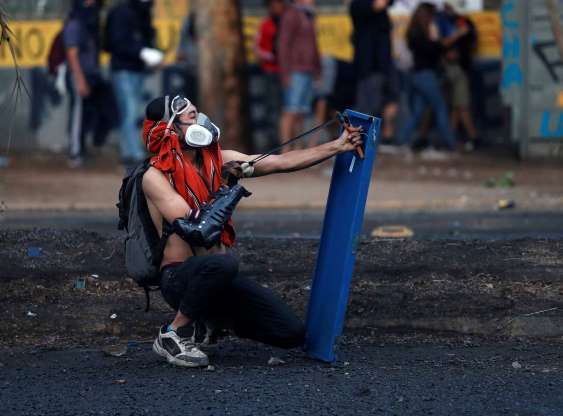 25Reuters