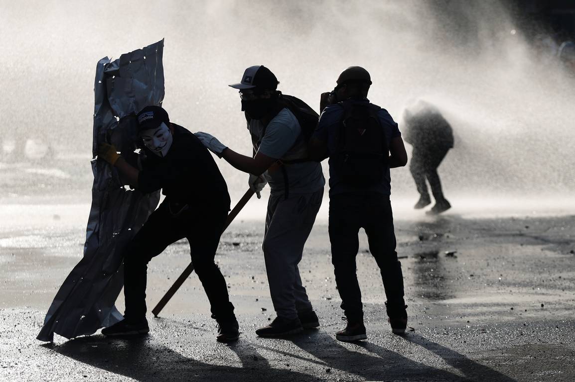39Reuters
