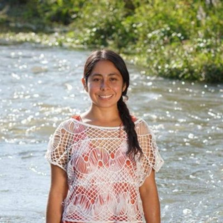 Ivanna Olivares