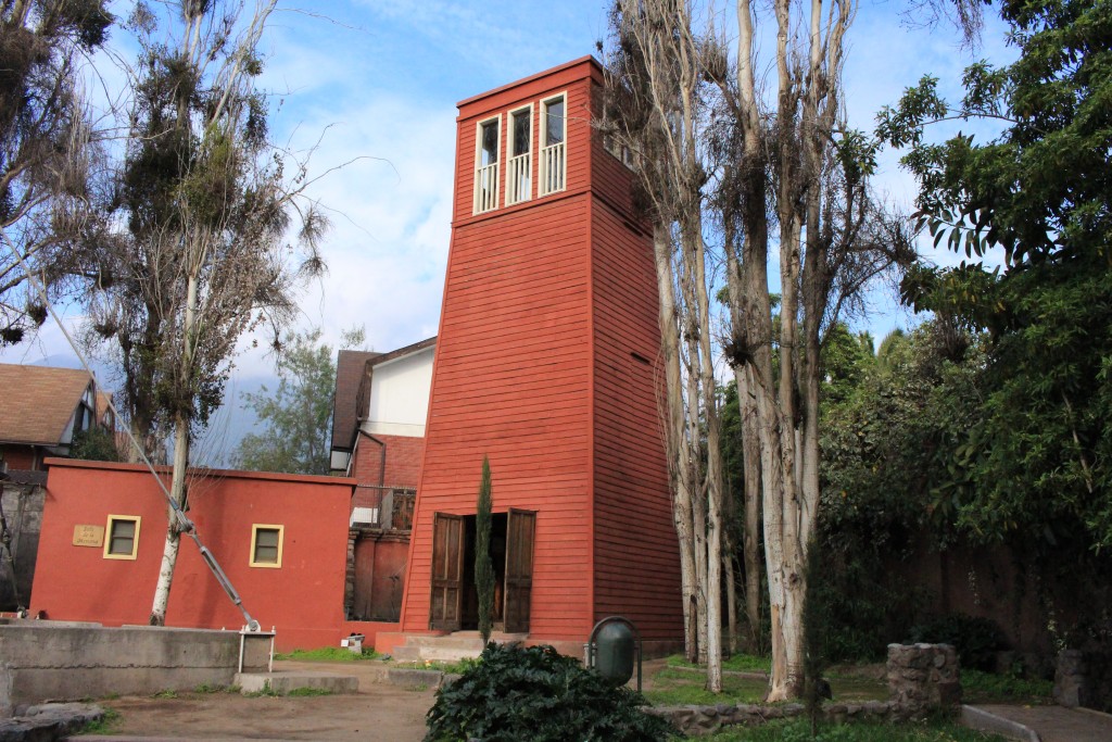 Exterior de la réplica de “La Torre”.