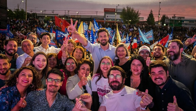 Alcalde Tomás Vodanovic en el acto de cierre de su campaña a la reelección (FOTO: Comando de campaña de Tomás Vodanovic)